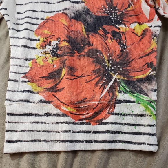 Arden B Poppy Striped 3/4 sleeve resort top Womens - Picture 13 of 14